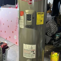 50 gallons Gladiator electric water heater