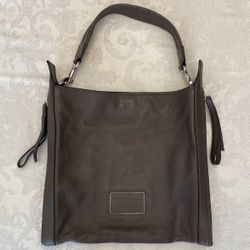 Like New MARC by Marc Jacobs Zip That Hobo Bag 
