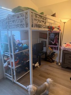 Bunk bed