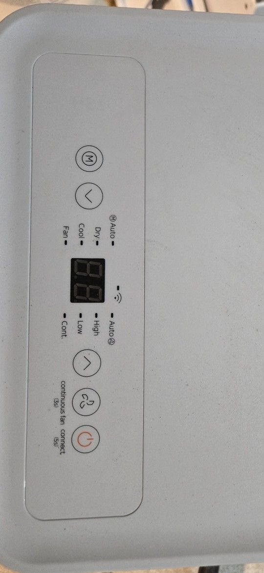 Portable ac like new Barley used