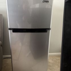Mini Refrigerador With Freezer