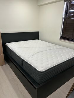 Bed with Mattress