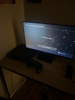 PS4 and monitor