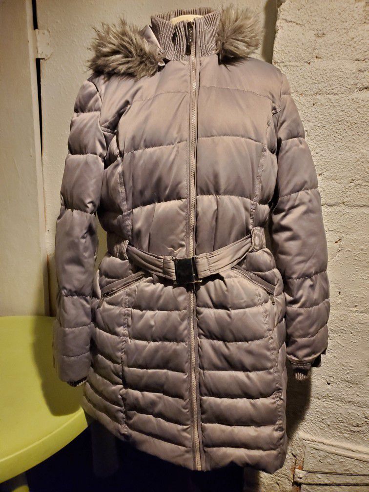Dkny winter puffer parka jacket with fur hood