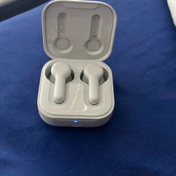 Earbuds