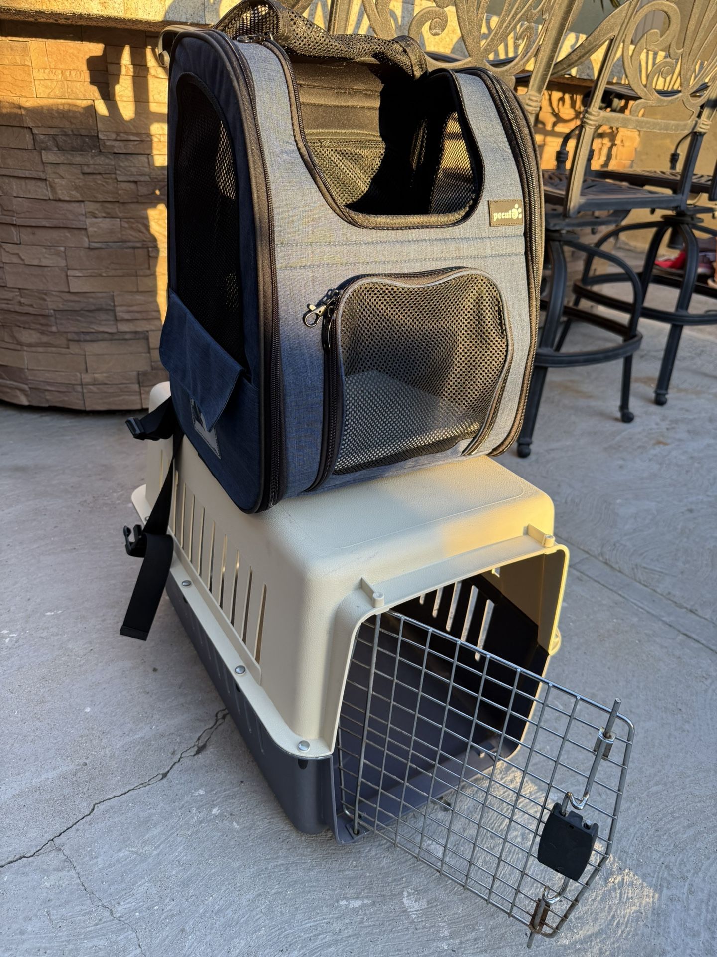 Small pet taxi carrier And Pet backpack