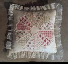 VINTAGE handmade embroidered "Gramma' house shabby chic" throw pillow $5 FIRM