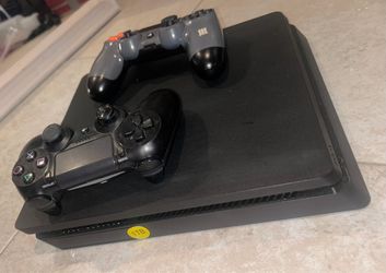 PS4 slim 1TB