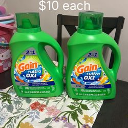 Gain + Ultra Oxi laundry detergent