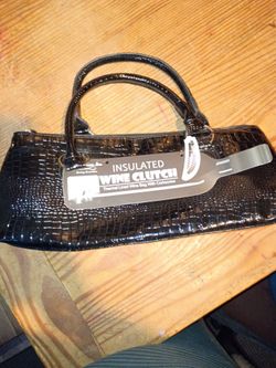Wine clutch