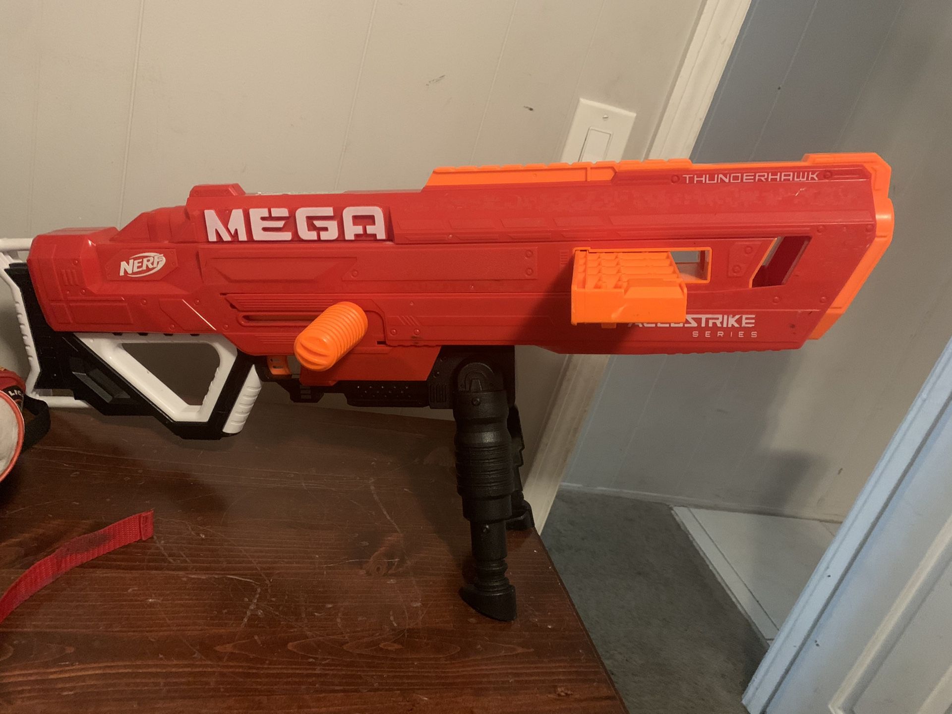 Mega nerf gun $15 in good condition