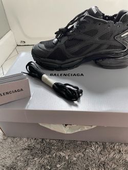 balenciaga runner sneaker black size 10,11