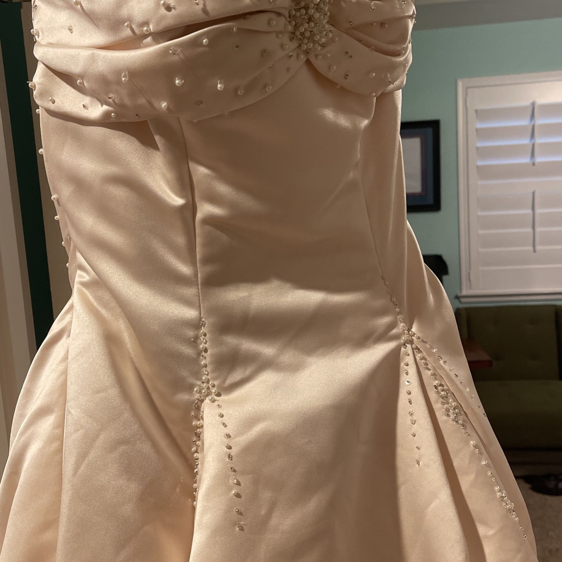 Beautiful Wedding or Prom Dress. for Sale in Bakersfield, CA OfferUp