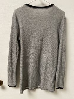 Men’s long-sleeve shirt, size Large, black trim