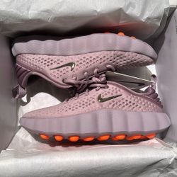 NIKE MIND 002 Light Violet Ore Size: 7W/5.5M