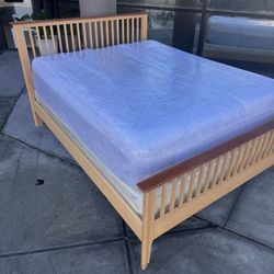 Queen Size Bed Frame Mattress And Boxspring