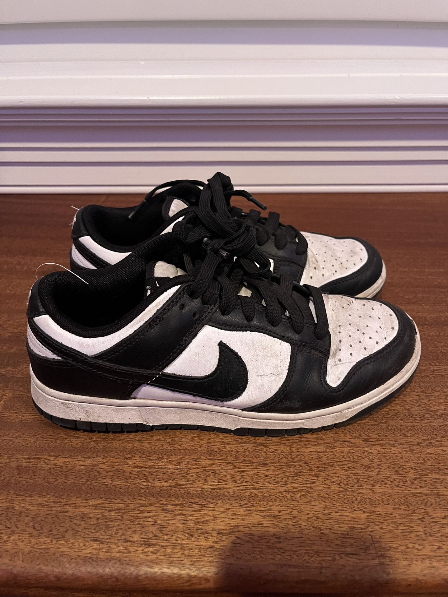 Nike Panda Dunks (Size 6)