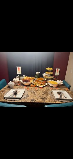 6 SEATER MARBLE TABLE & BAR