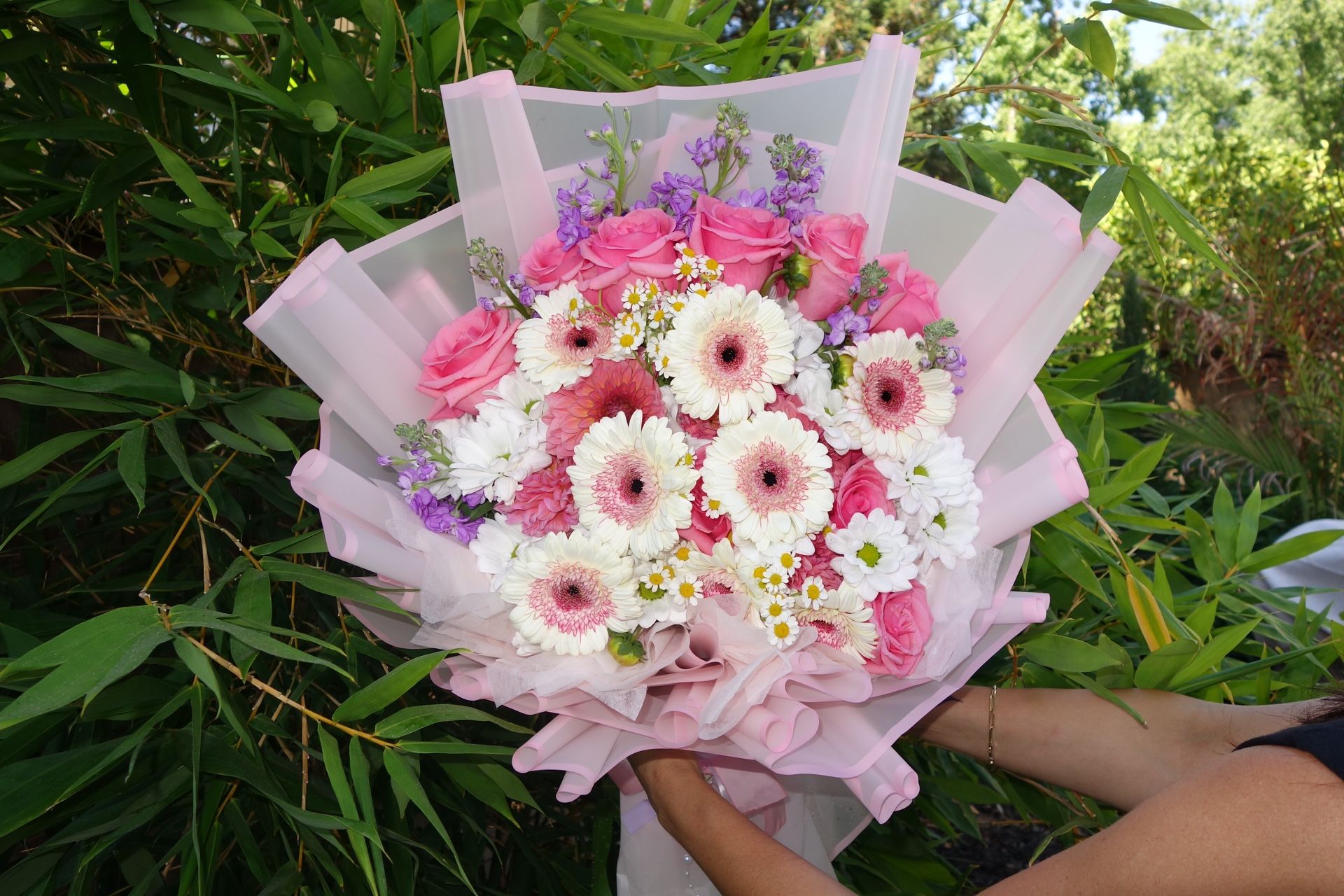 Freestyle Mixed Blood Bouquet