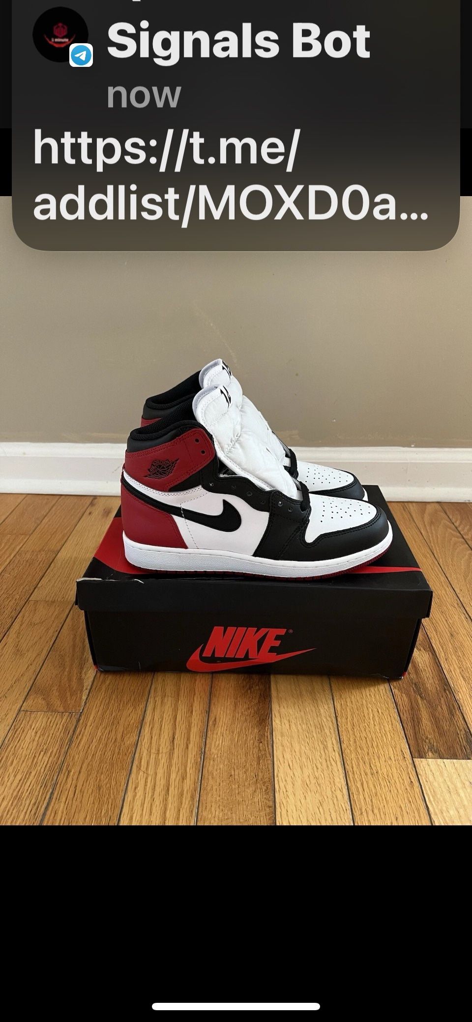 aj 1s