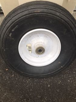 Small trailer or wheel barrel
