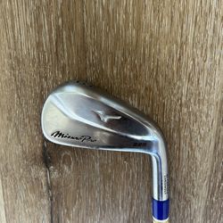 Mizuno Pro 225 3 Iron UST Mamiya Recoil 95 F4 Stiff Flex
