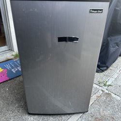 Magic Chef Mini Fridge