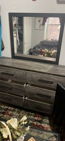 Dresser
