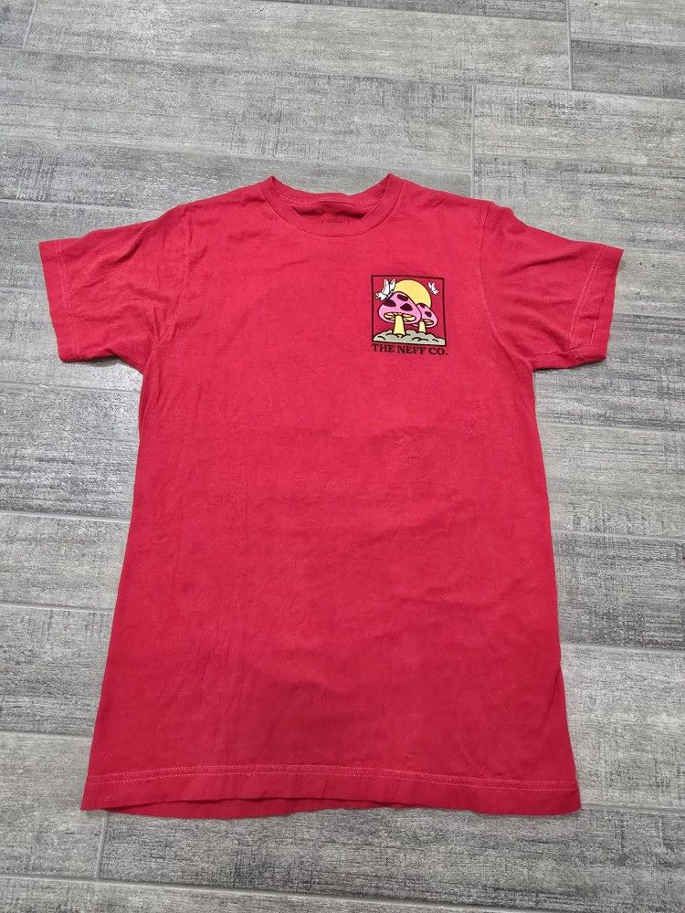 Women's The Neff Co. Red Small T-Shirt Mushroom Sunshine Butterfly Theme