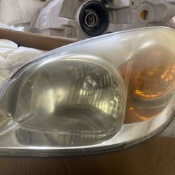 2005 Chevy Cobalt Headlights 