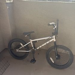 Mongoose Legion BMX Bike – Great Condition!