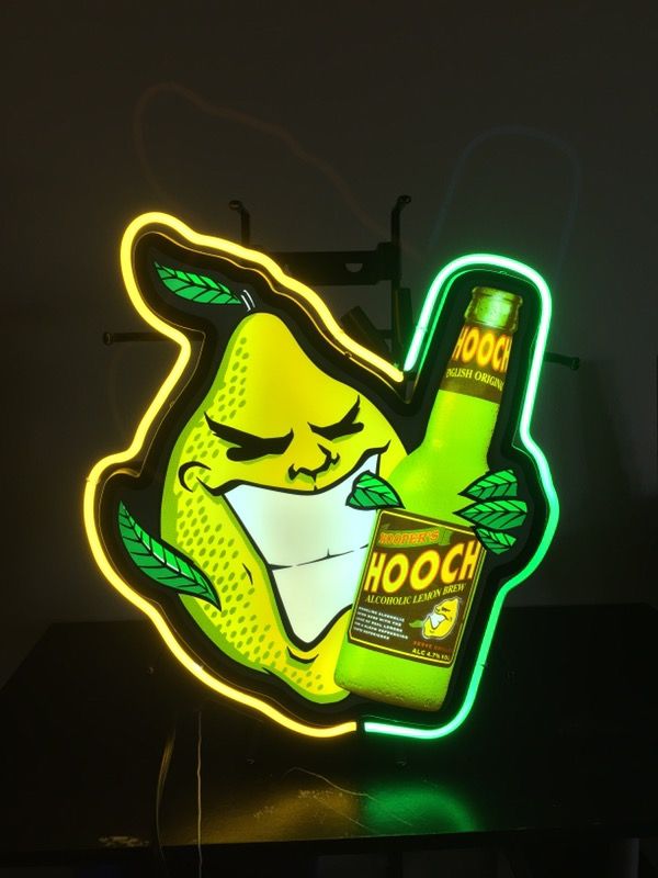 Hooper's hooch bar sign neon !!