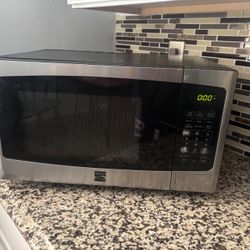 Kenmore 900w Counter Top Microwave Oven
