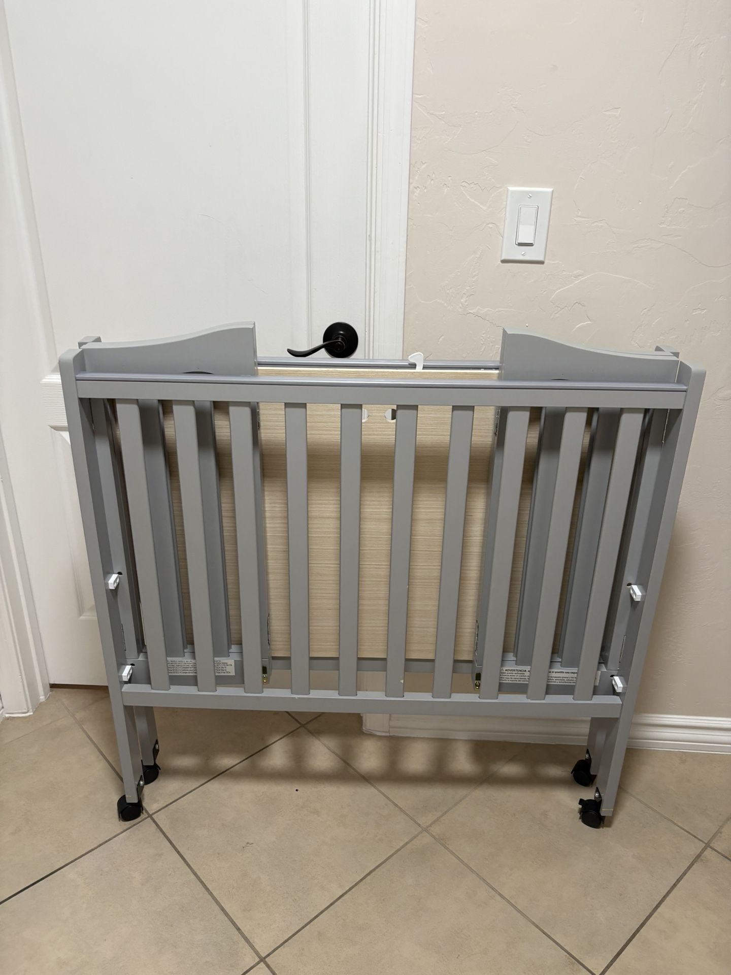 Mini Crib With Wheels