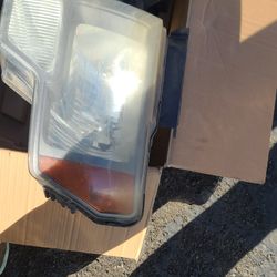 2010 F150 Headlight 