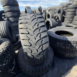 Used Pair of Crosswind M/T 35x12.50x17 LT tires 