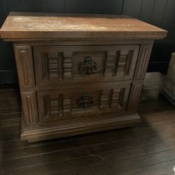 Night Stand End Table Solid Wood  NICE