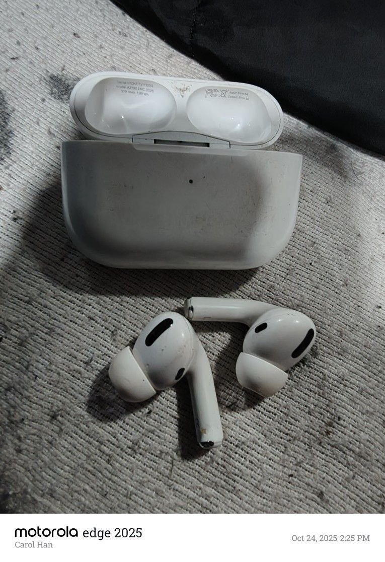 Apple Airbuds Pro 