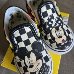 Disney Mickey/Minnie Slip On VANS