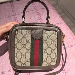 Gucci double G printed crossbody bag