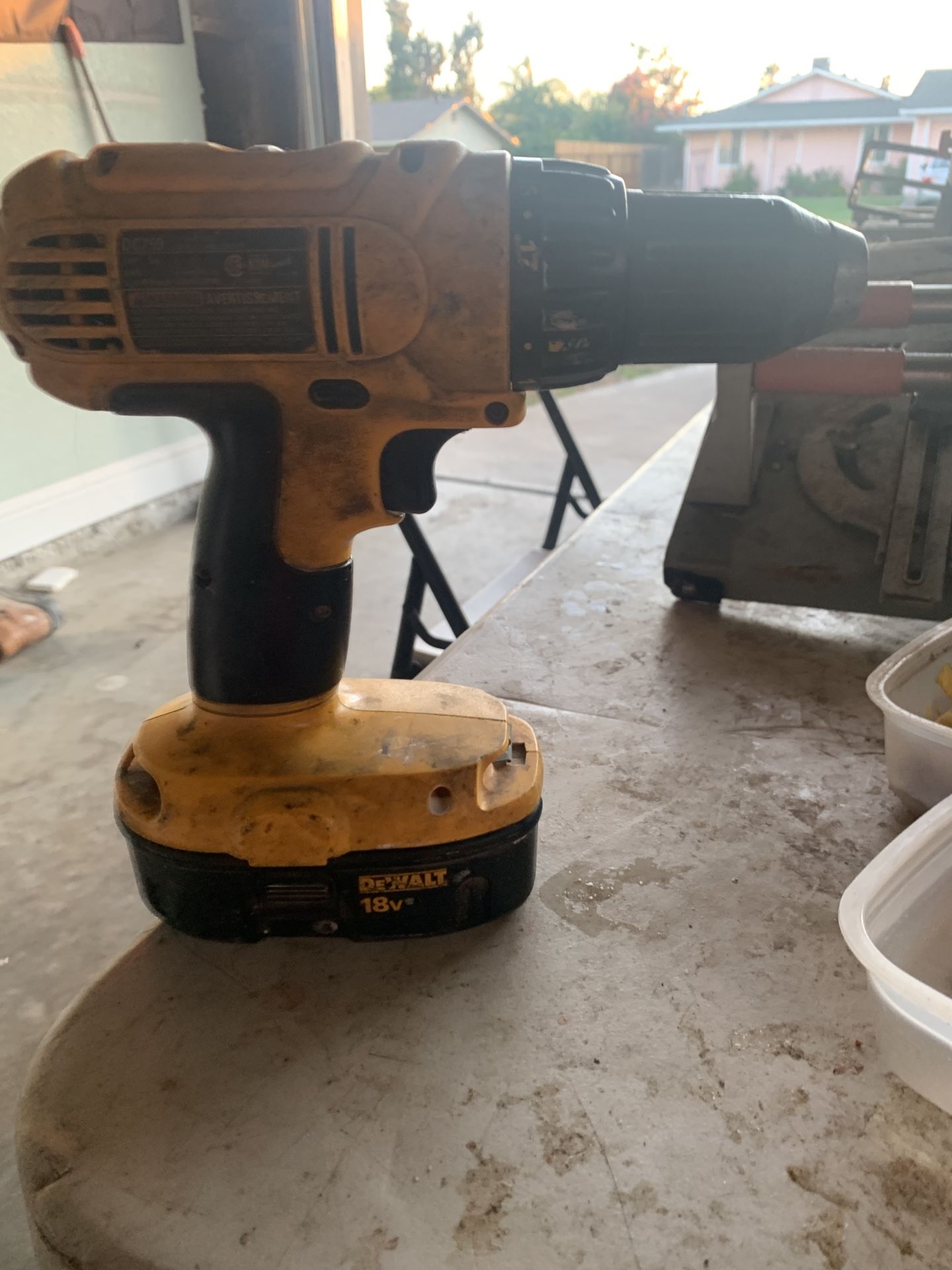 drill dewalt