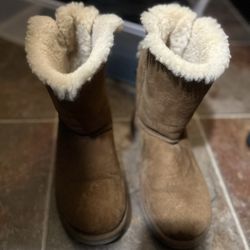 Uggs Size 9