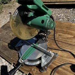 Hitachi 10” Mitre Saw  