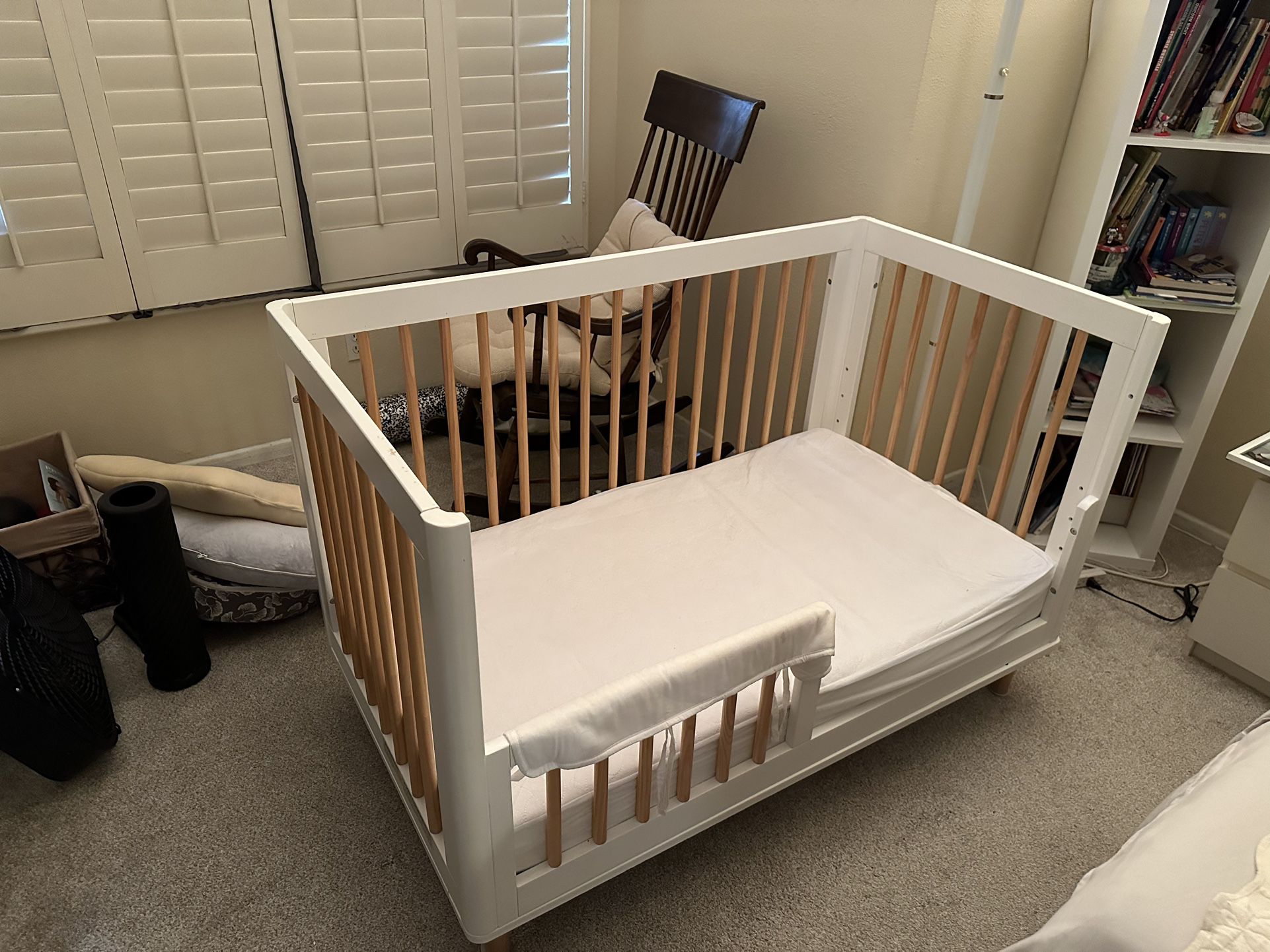 3:1 Babyletto Convertible Crib and Mattress- Excellent Condition limited Use