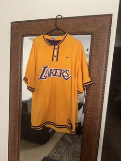 Lakers Warm-Up Size Large 