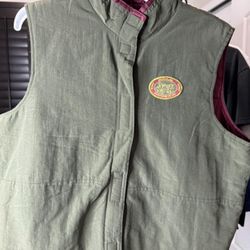 Disney Pooh X-Large bounce outside the lines green vest. Adult