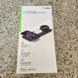 Beliken Boost Charge Pro 3-in-1 Wireless Charging Pad With Mag Safe