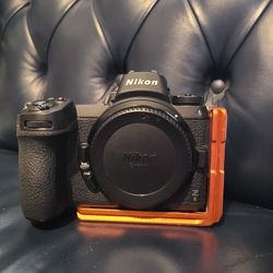 Nikon Z6 Camera Body ONLY