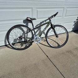 GT Tachyon 1.0  Bicycle Bike