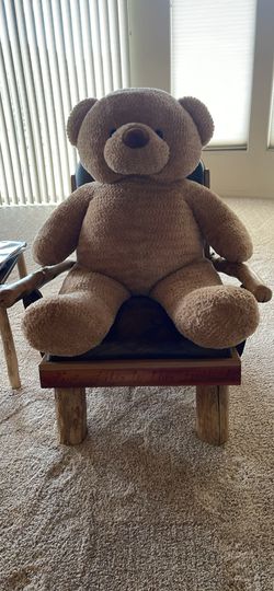 Giant Teddy Bear